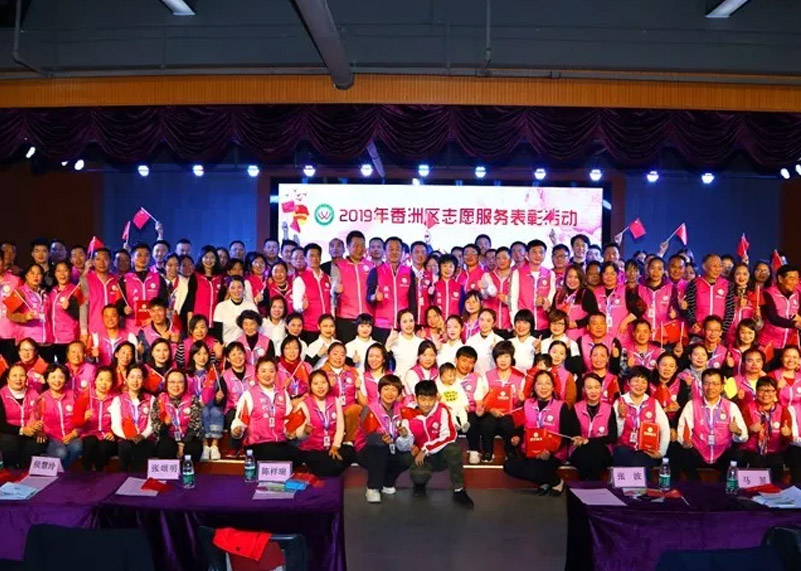 lewin乐玩显示因“爱”再获殊荣